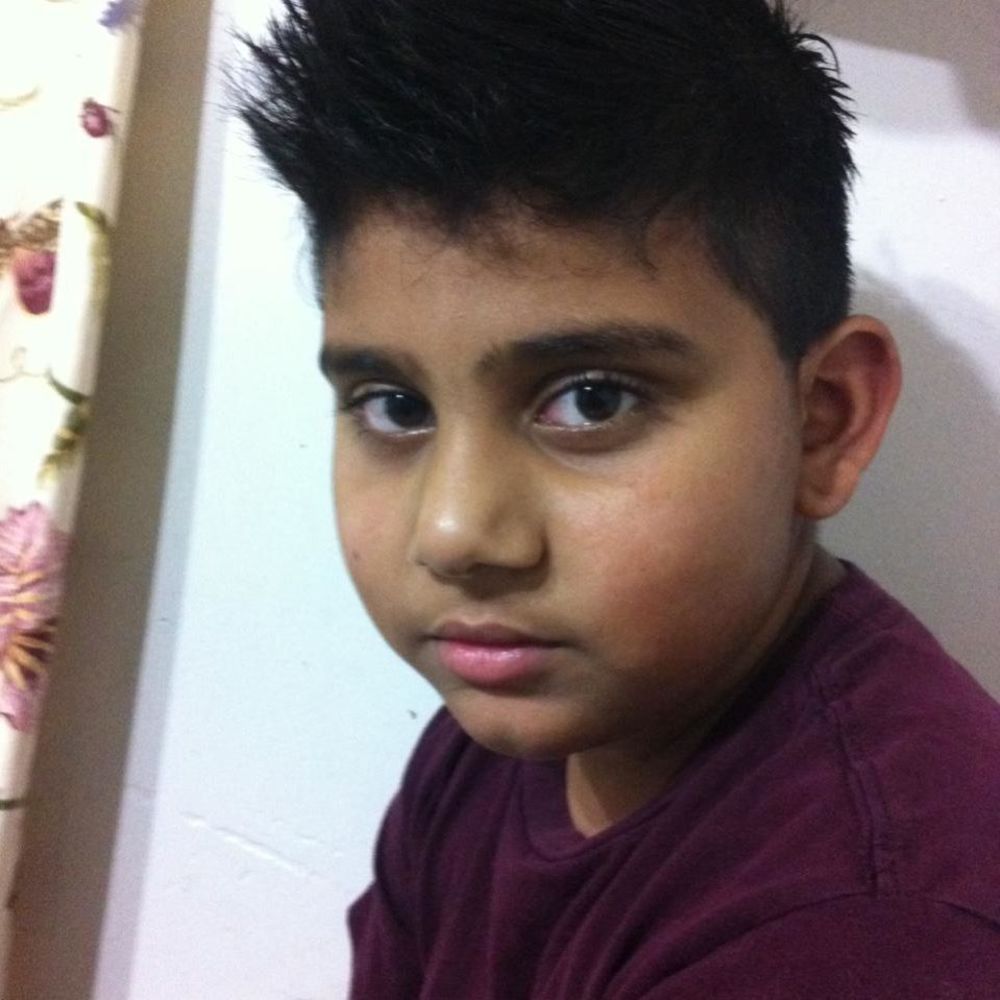 Meet your Posher, Azhar